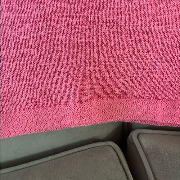 Beautiful summer top great material very light - Picture 4 of 5